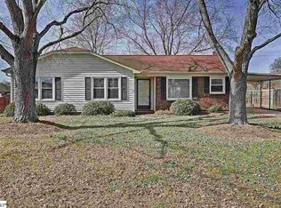 403 Brookmere Rd, Simpsonville, SC 29681
