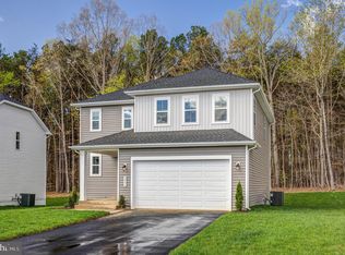 2844 White Tail Dr, Locust Grove, VA 22508