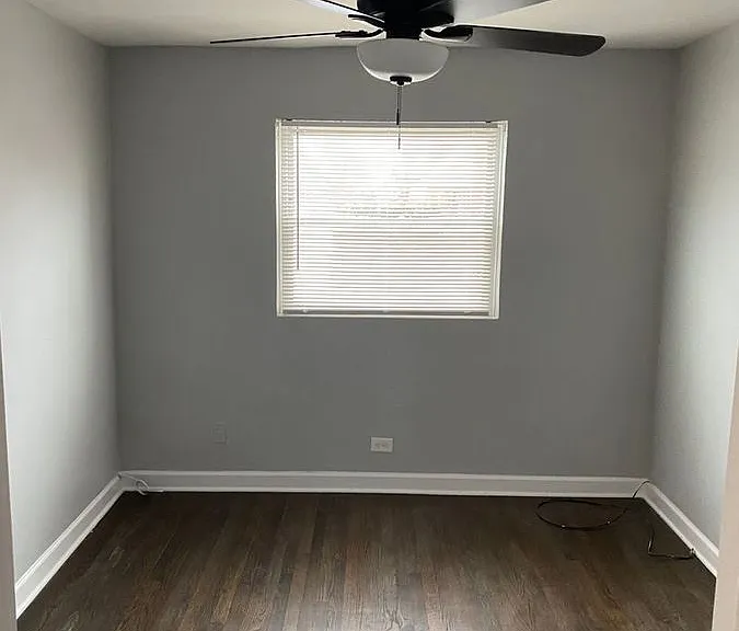 8706 S Troy Ave #2D — Photo 8