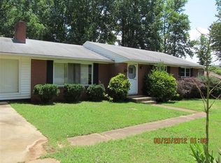 3 Hillside Dr, Lexington, NC 27295