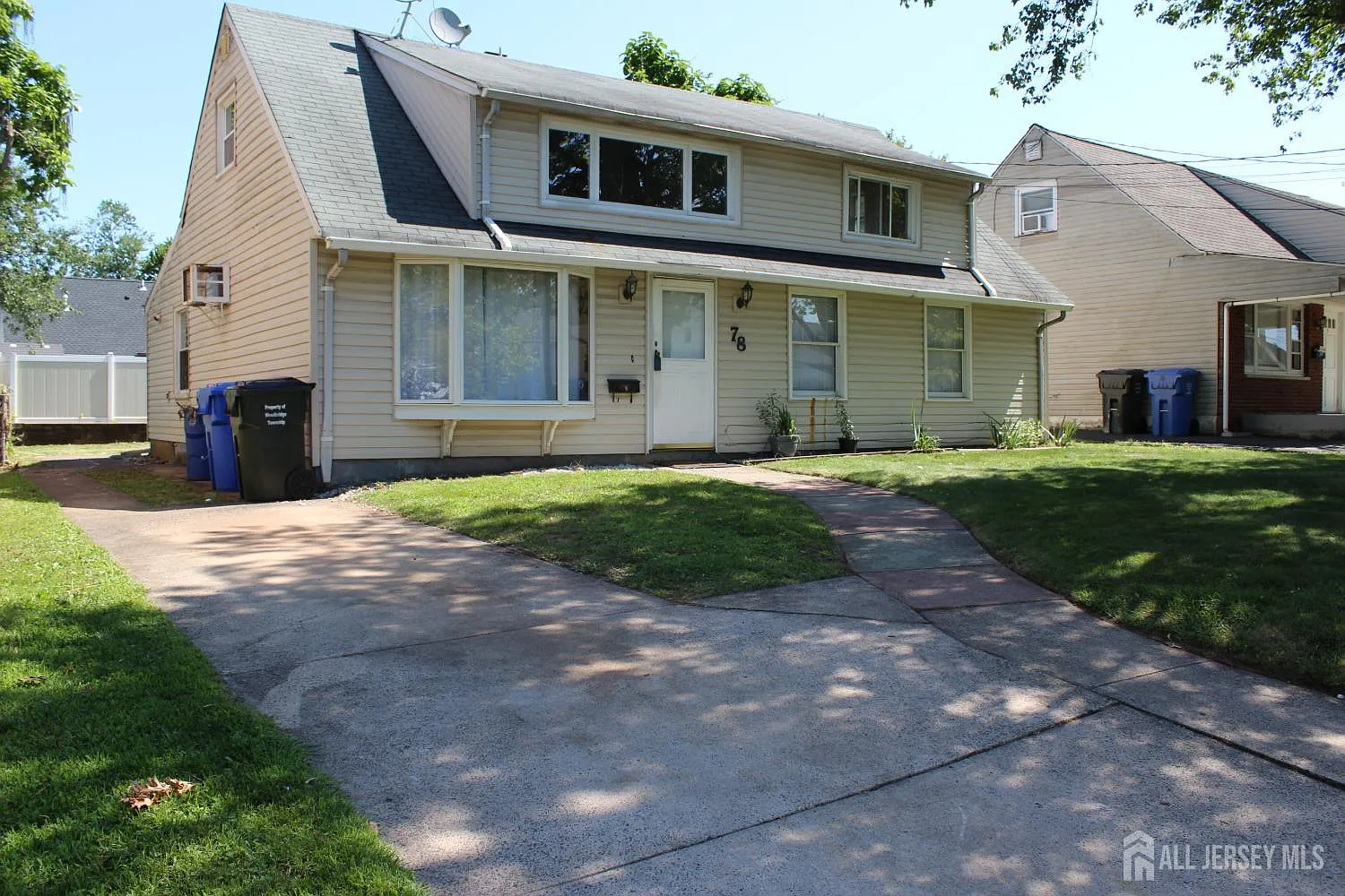 4 bed, 2.0 bath, 1110 sqft, $3,300 — Photo 3