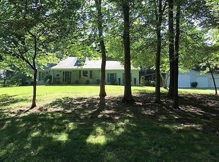 20 Pickett Ln, Jamestown, KY 42629