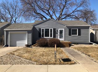 207 S Taylor Ave, Pierre, SD 57501