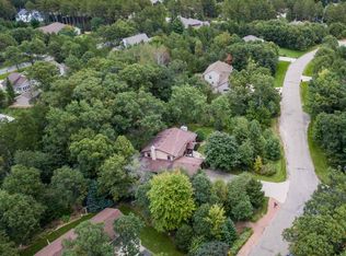5498 Oakwood Ave, Stevens Point, WI 54482