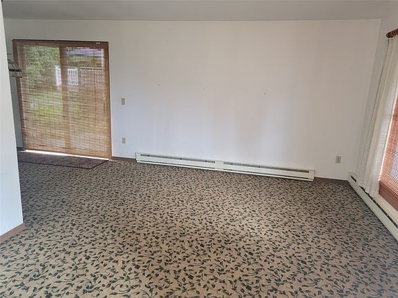 4th image of 5 Mills Pl