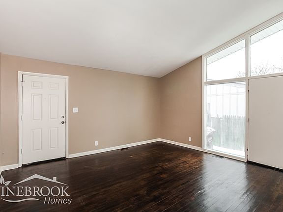 3rd image of 6898 Acre Dr