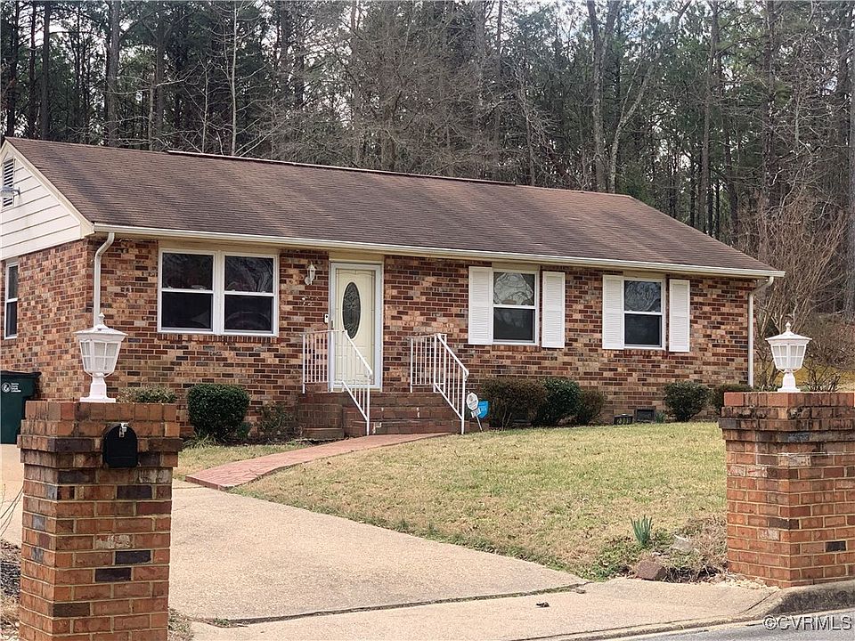 2nd image of 2301 Binford Ln