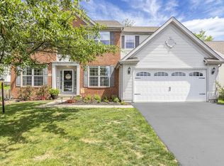 166 Longleaf St, Pickerington, OH 43147