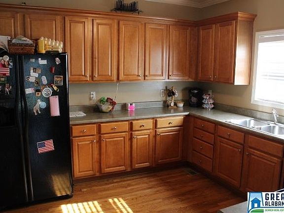 3rd image of 209 Briarwood Dr