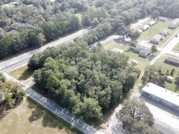 0 E Oak St, Jesup, GA 31546