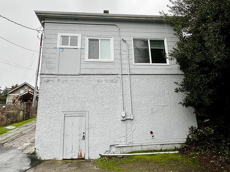 610 Washington Ave #A — Photo 11