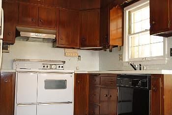 5th image of 12725 Robindale Dr