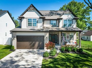 3645 Cone Ave, Rochester Hills, MI 48309