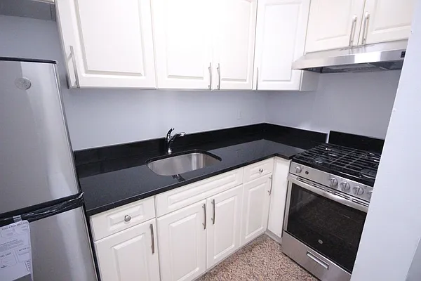 Rented by Dynamik Realty | media 1