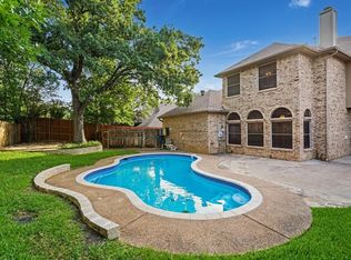 8017 Arlie Ln, North Richland Hills, TX 76182