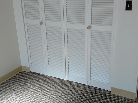 5th image of 1603 Dole St APT 401