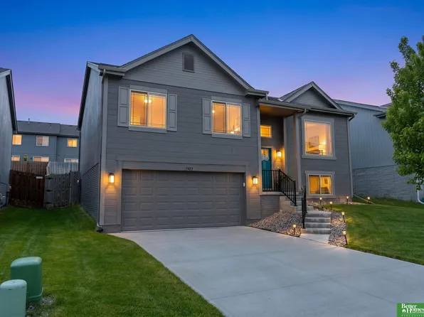 7902 N 149th St, Bennington, NE 68007