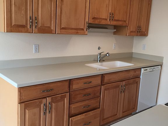 4th image of 11556 Greenwood Ave N APT 103