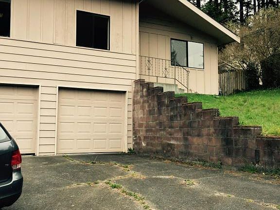 2nd image of 1101 Vista Dr