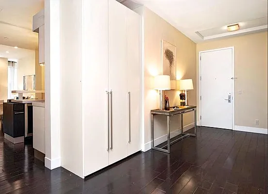 Sold by Compass | media 7