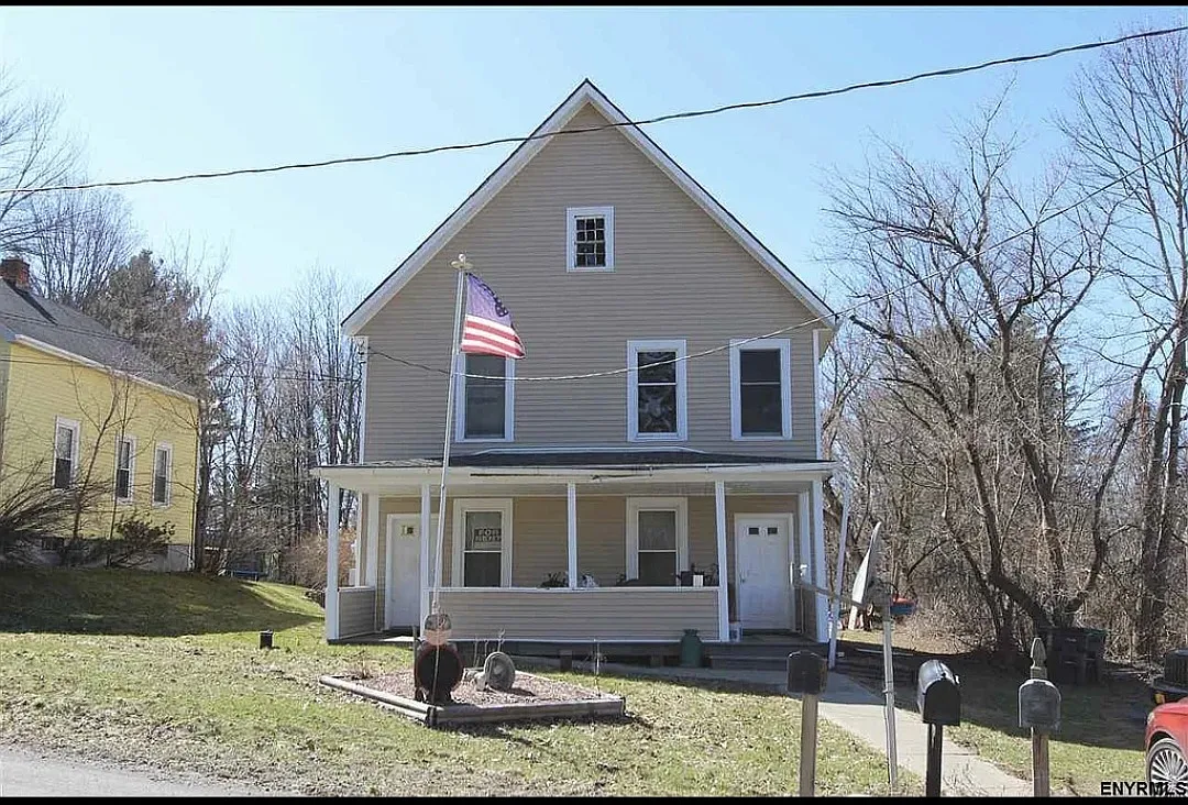 1 bed, 600 sqft, $1,200 — Photo 1