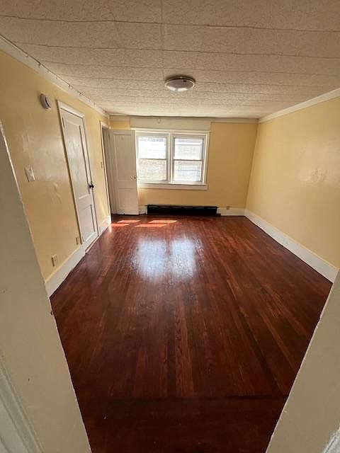 1st image of 107 Victory Blvd Floor 2