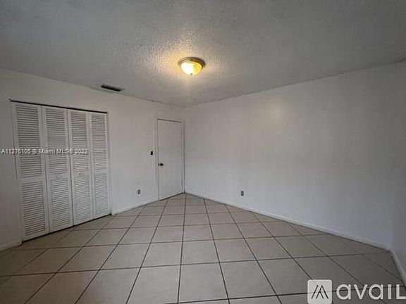 5th image of 2128 Roosevelt St #1