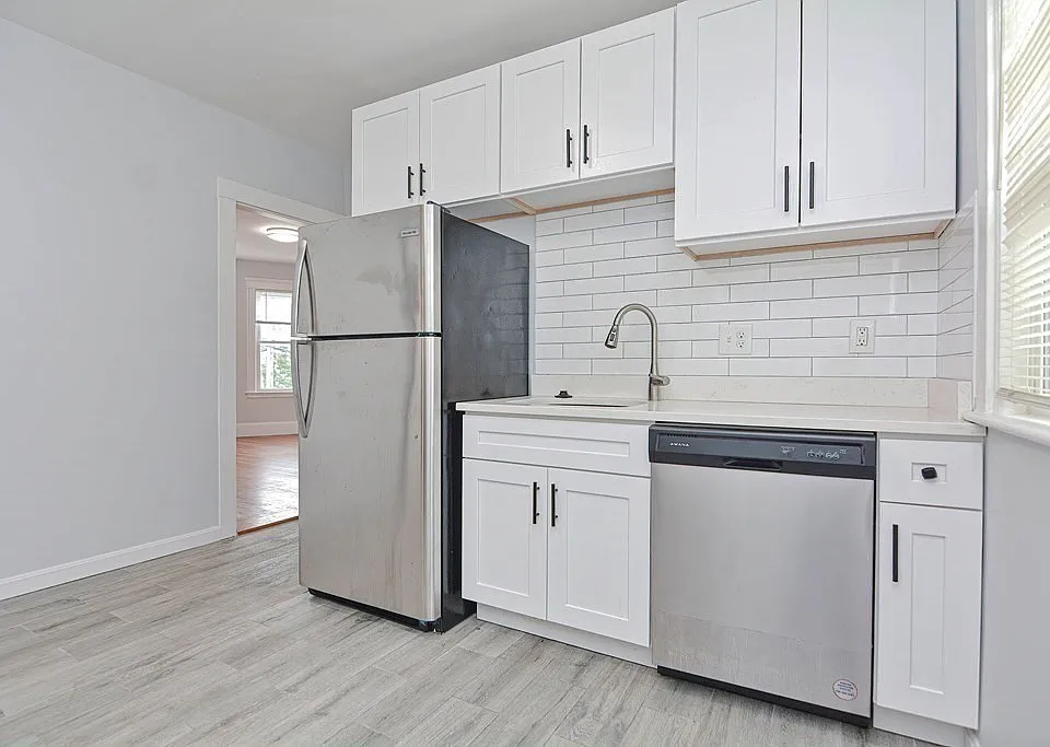 365 Centre St #3
