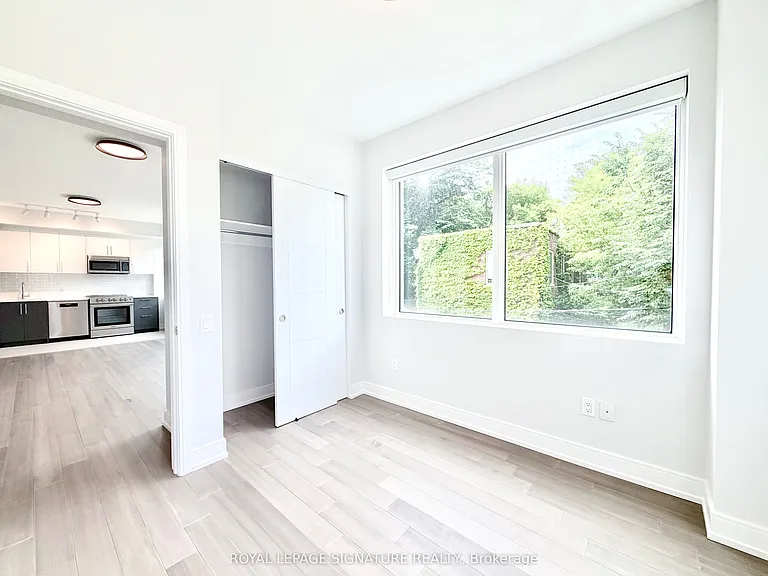 664 Spadina Ave #204 — Photo 11