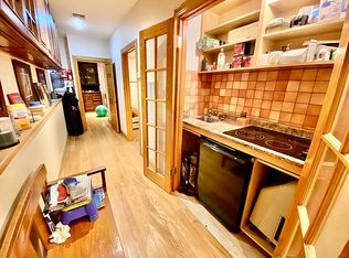 371 Bay Ridge Pkwy #1, Brooklyn, NY 11209