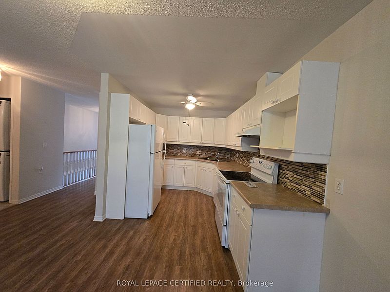 London Townhouse for rent - 3 Bedrooms — photo 8