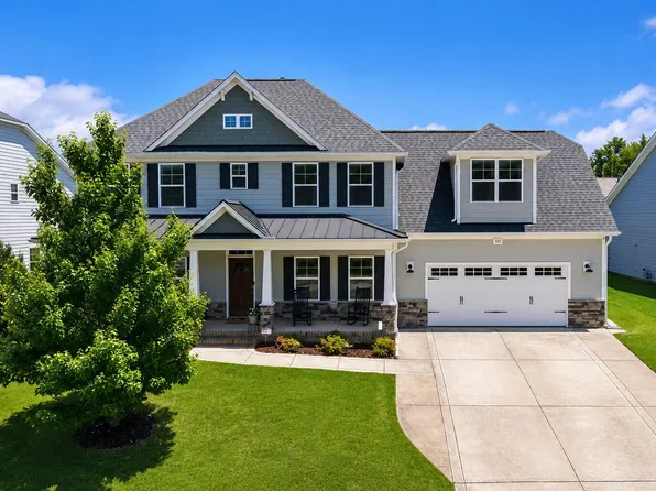 523 Catfish Lake Dr, Fuquay Varina, NC 27526