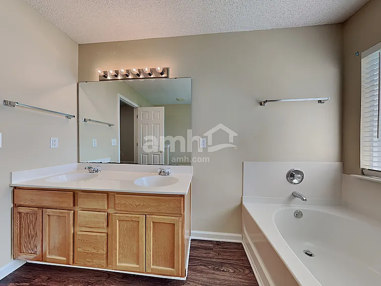 5001 Athol St — Photo 11