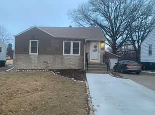 4959 S 41st St, Omaha, NE 68107