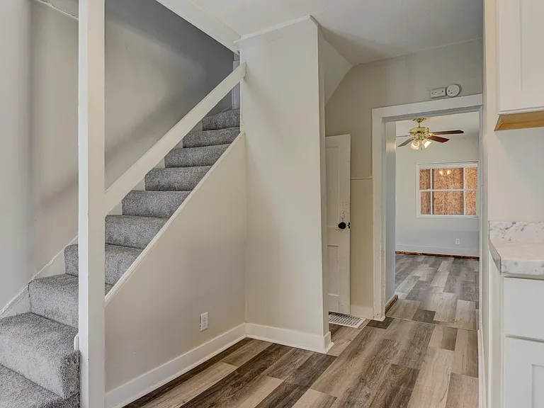 1413 S 4th St — Photo 4