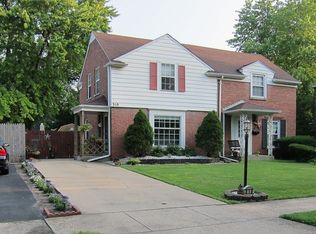 310 Belmont Pl, Munster, IN 46321