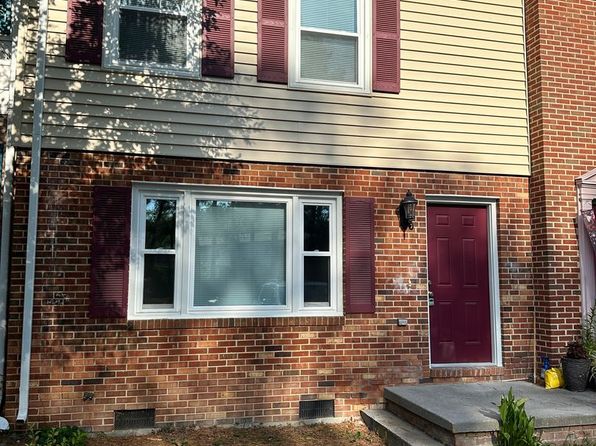 302 Carroll Dr