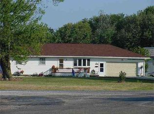 306 2nd St, Batavia, IA 52533