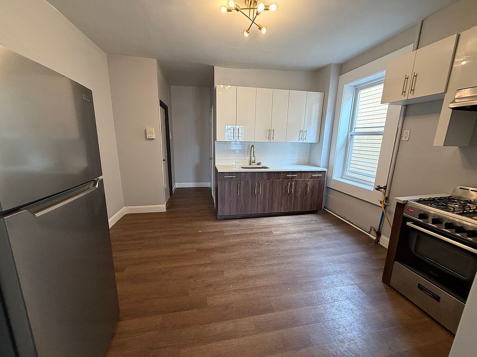 1st image of 934 Pavonia Ave #5F