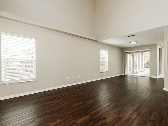5th image of 5839 Wrenwater Dr