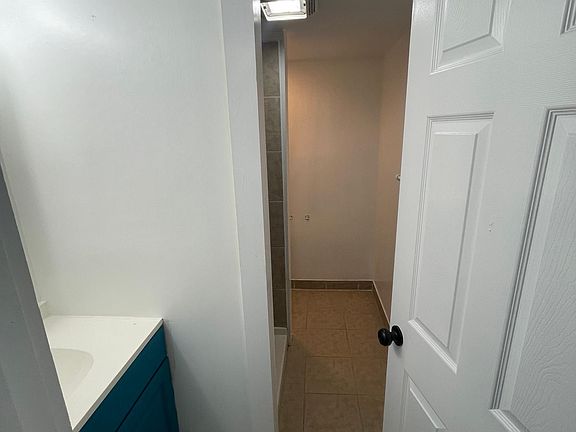 2nd image of 101 Warsaw St