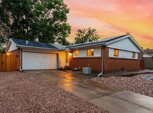 907 Elkhart St, Aurora, CO 80011