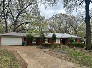 1200 E Irvin Dr, Memphis, TN 38119