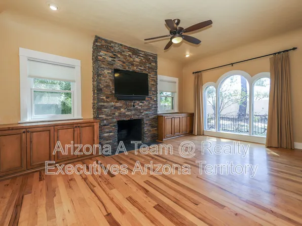 2221 E 1st St, Tucson, AZ 85719