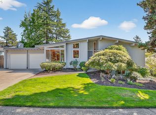 15017 NW Oakmont Loop, Beaverton, OR