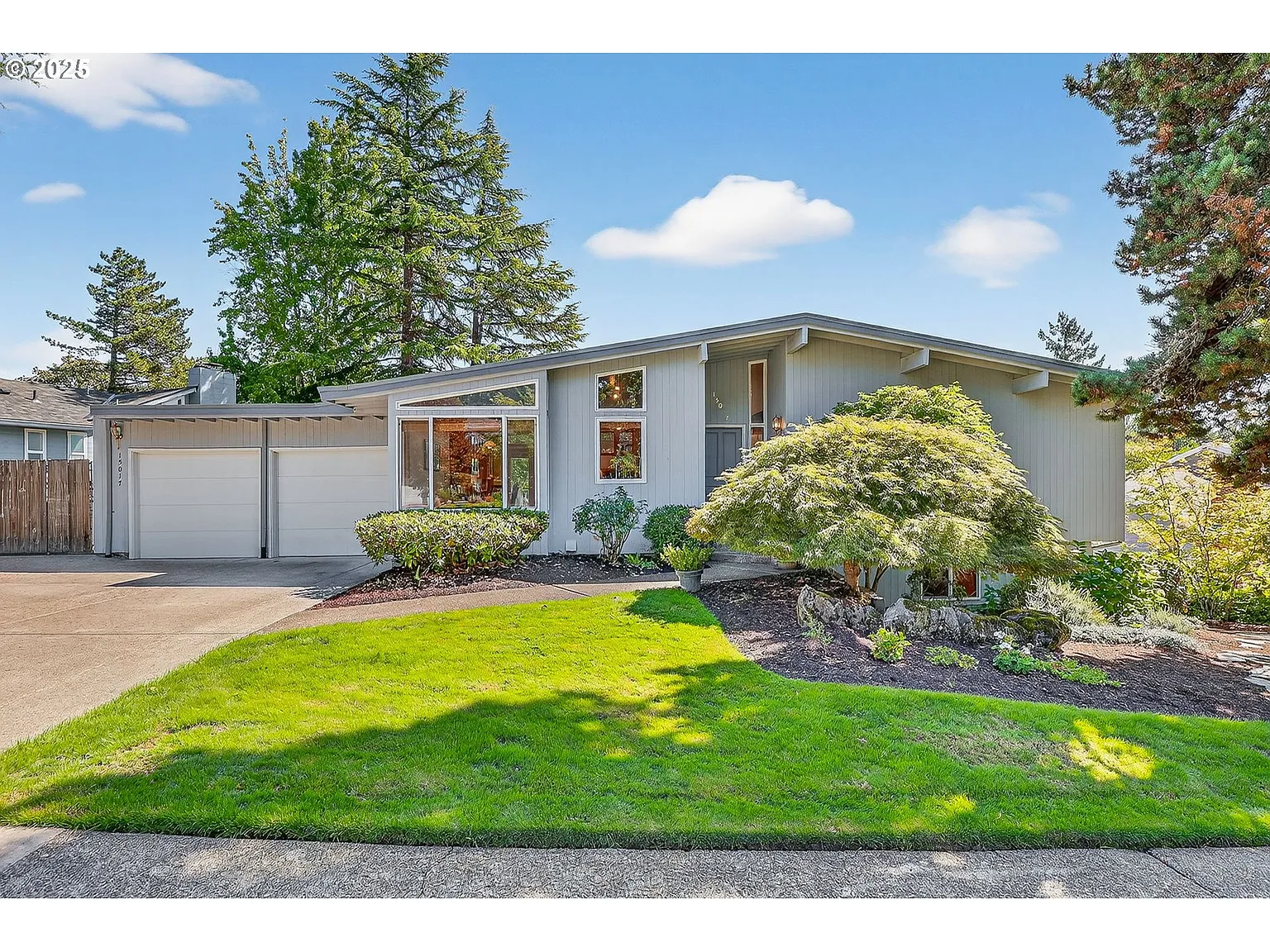 15017 NW Oakmont Loop photo 1