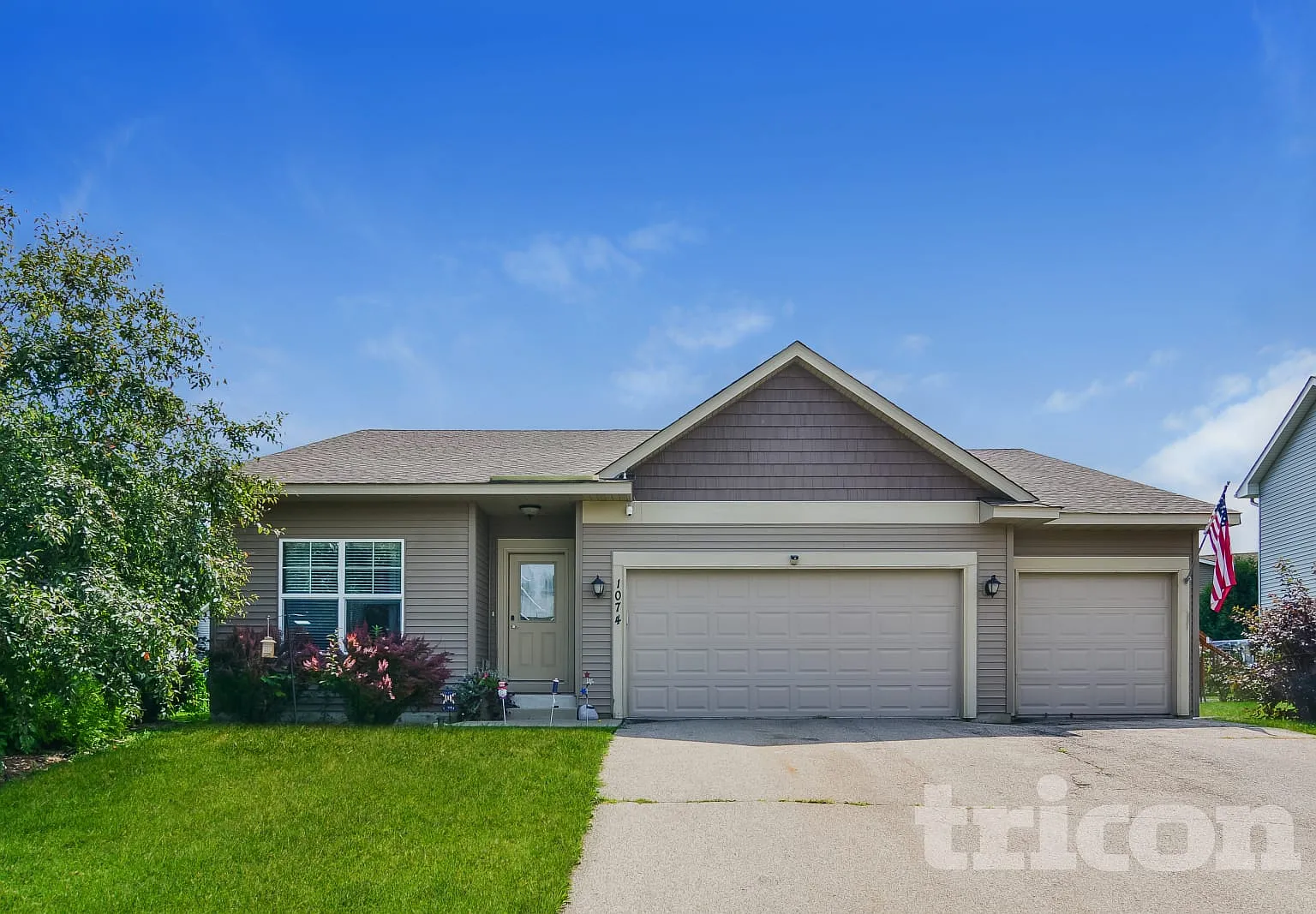 1074 Landings Lane Watertown MN — Photo 1