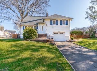 60 Crane Pkwy, Cranford, NJ 07016