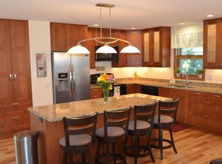 14 Ranch House Ln, Madison, WI 53716