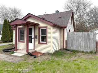 204 Oxford St, Bay City, MI 48708